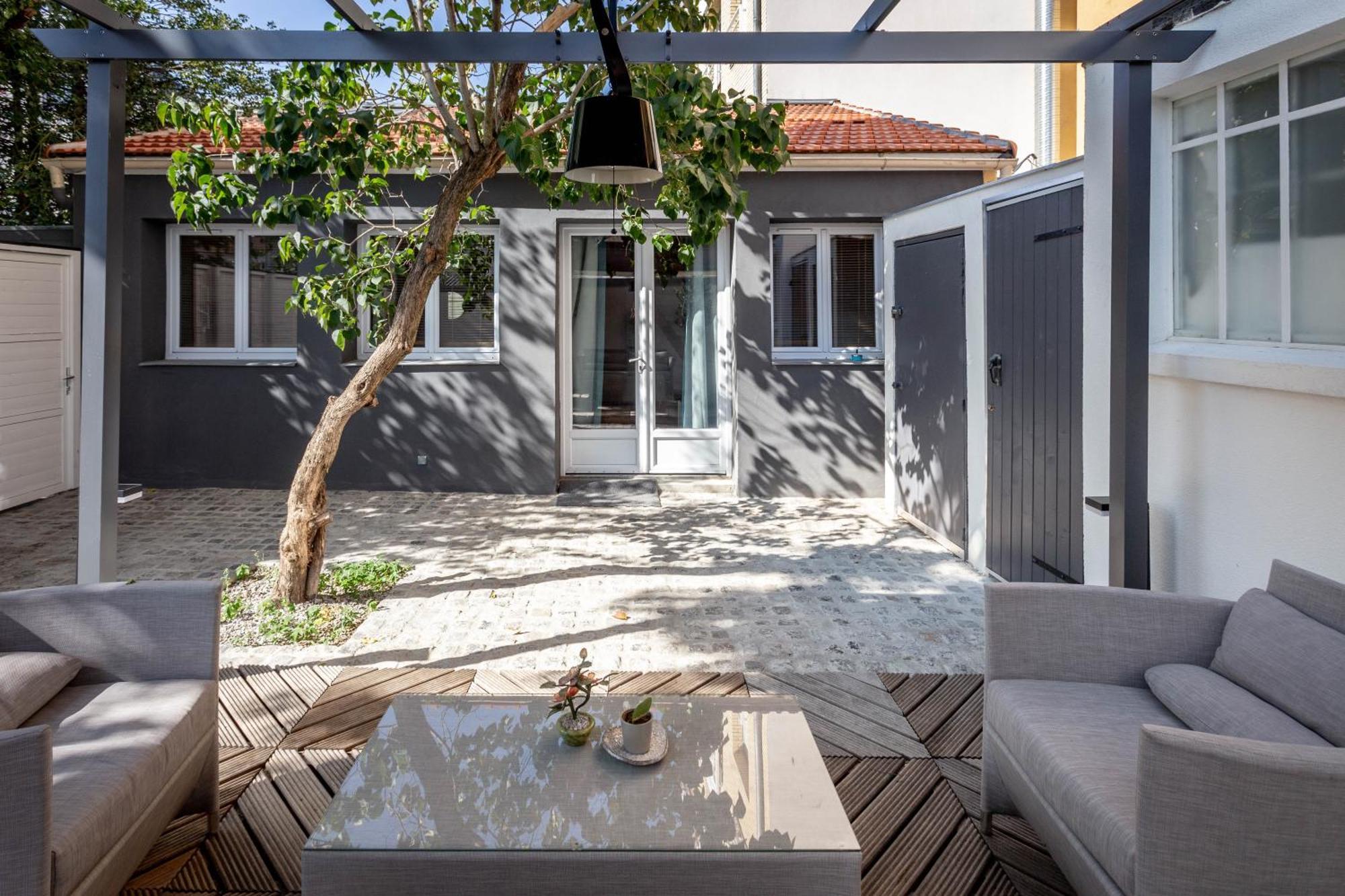 Lovely Little House With Private Garden In Paris 塞纳河畔伊夫里 外观 照片
