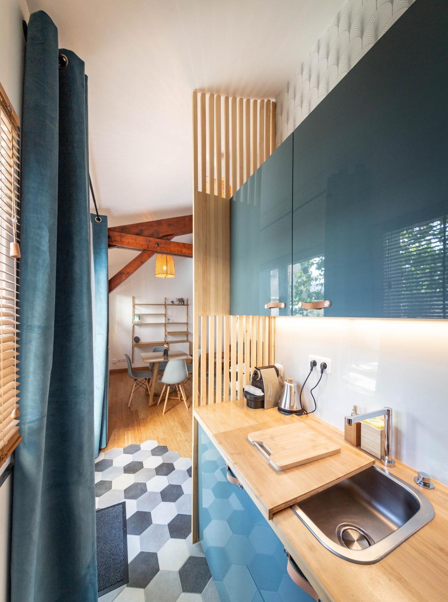Lovely Little House With Private Garden In Paris 塞纳河畔伊夫里 外观 照片